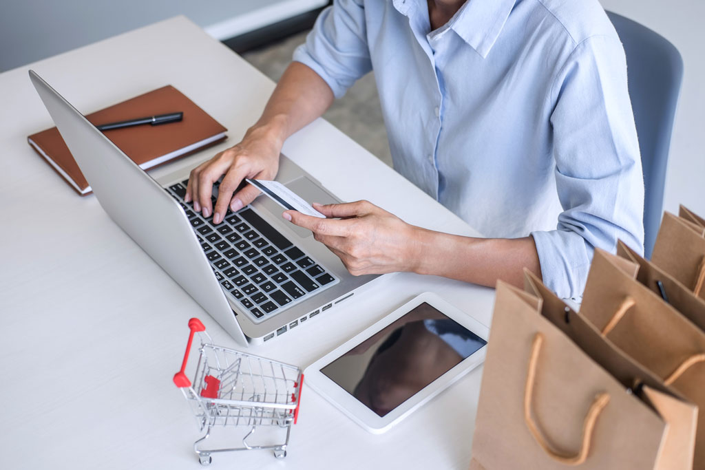 Unlock Growth with Dial2Support’s E-commerce Solutions: Mastering Amazon Fulfillment